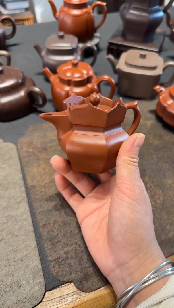 【闪购商品】紫砂茶壶朱泥小僧帽 90cc