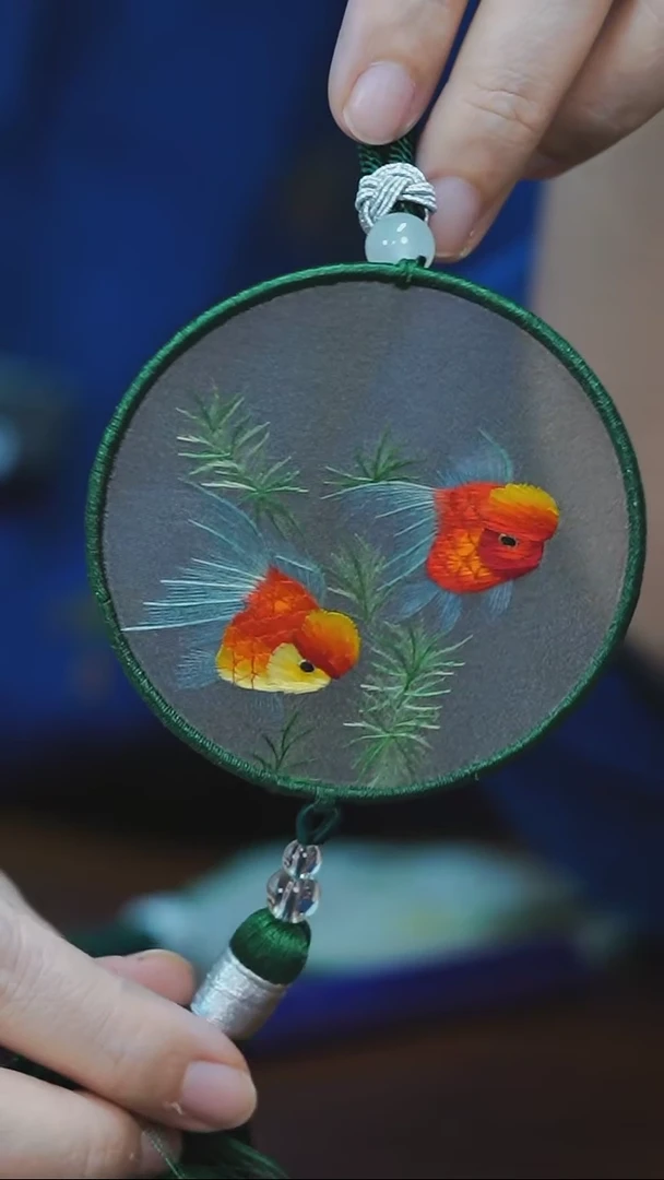 吉晓花 金鱼车挂