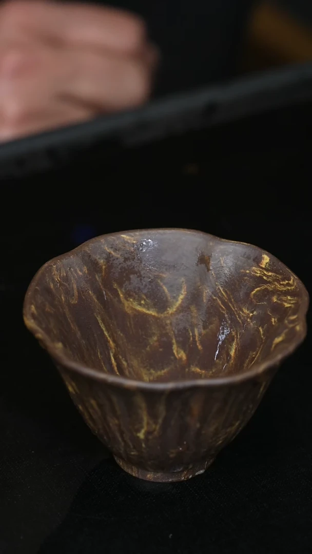 【闪购商品】紫砂茶壶绞泥 菱花主人杯 50cc 012