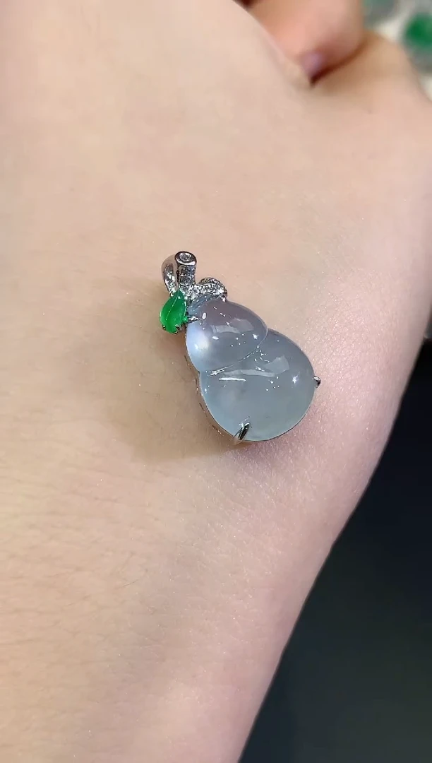 吊坠(不含链)18K金镶嵌翡翠B19