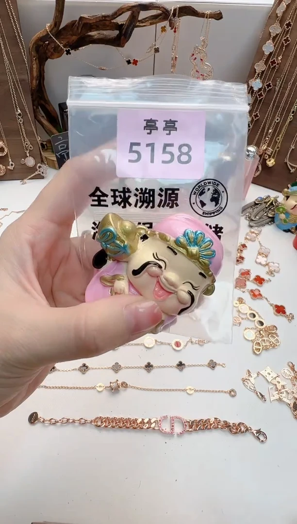 瓷片M***郝彧贤聚宝阁亭亭店