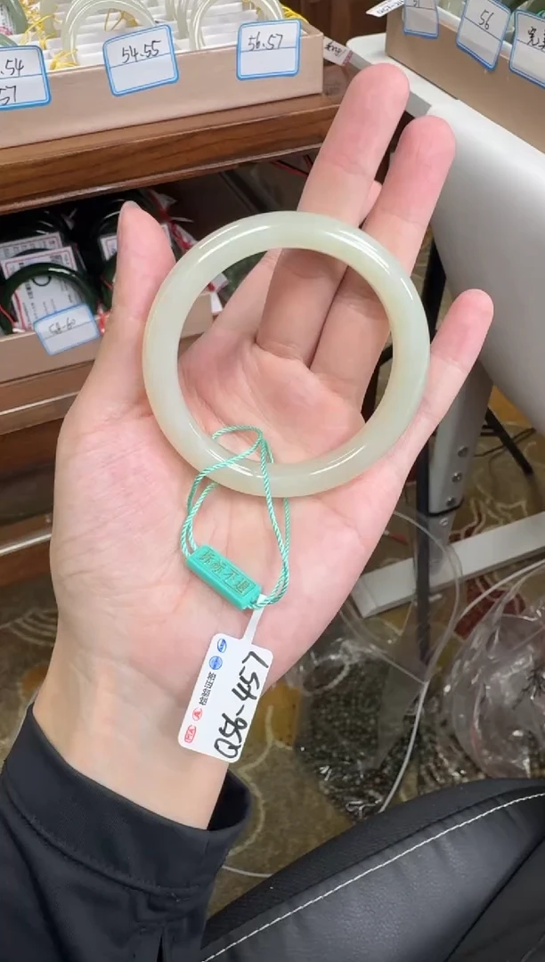 未镶嵌手镯和田玉57-