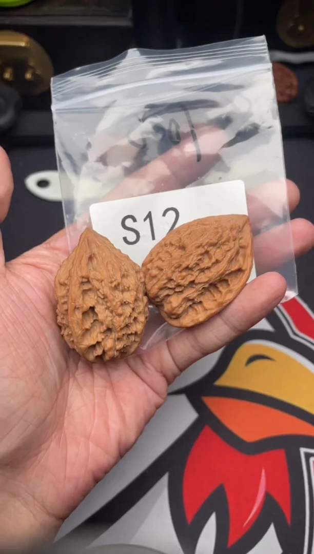 吊坠文玩核桃鸡心36