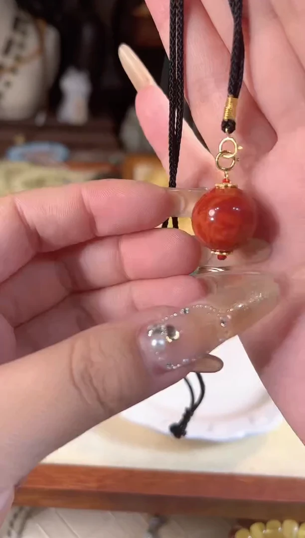 【闪购商品】南红玛瑙吊坠(不含链)银S925镶嵌多样性发货其一