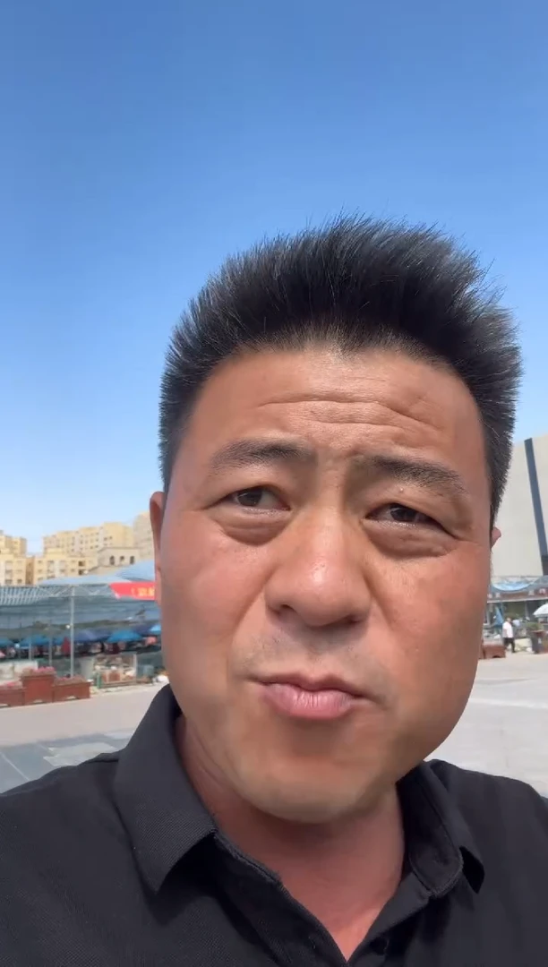 未镶嵌和田玉（糖玉）挂件和田玉