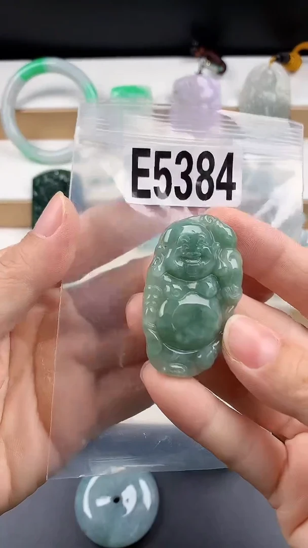 颈饰未镶嵌翡翠天然翡翠吊坠挂件