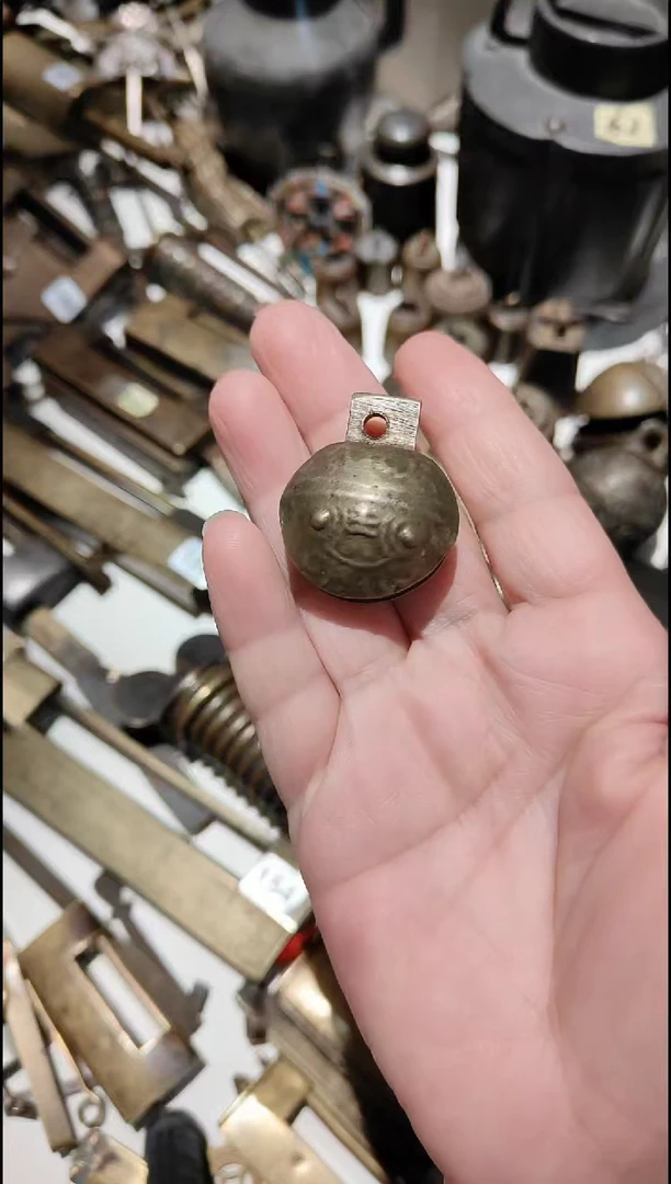 金属古典摆件家居摆件一个