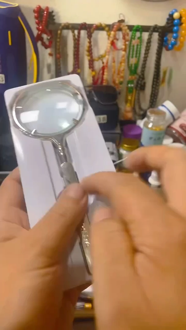 瓷片闪购商品 如图所示