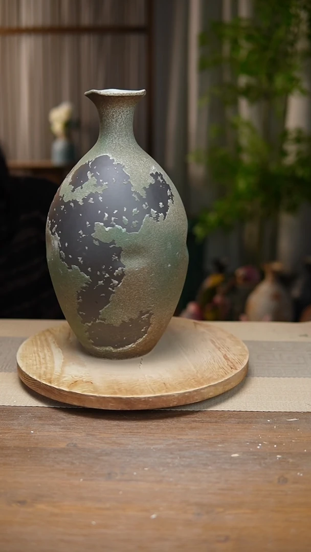 【闪购商品】陶瓷 花器诧寂复古绿保龄球瓶 瑕疵