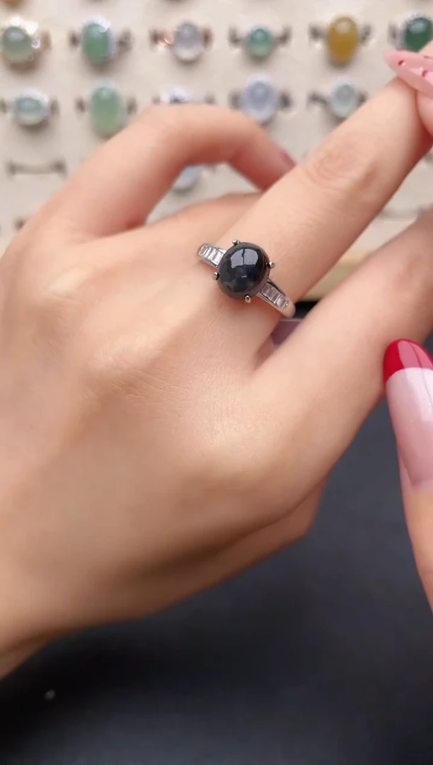 【闪购商品】翡翠戒指银S925镶嵌一物一证一礼盒