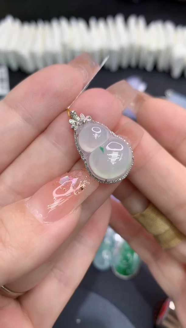 吊坠(不含链)18K金镶嵌翡翠1111111111111