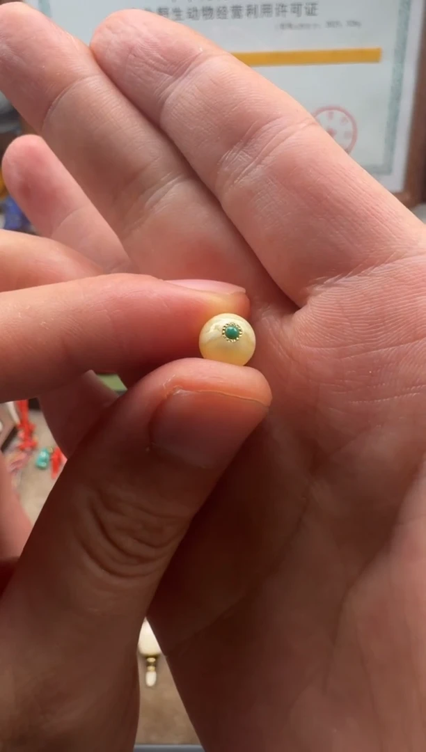 蜜蜡颈饰未镶嵌蜜蜡星球圆珠8.1mm