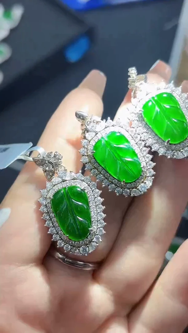 【闪购商品】翡翠颈饰银S925镶嵌多样性发其一