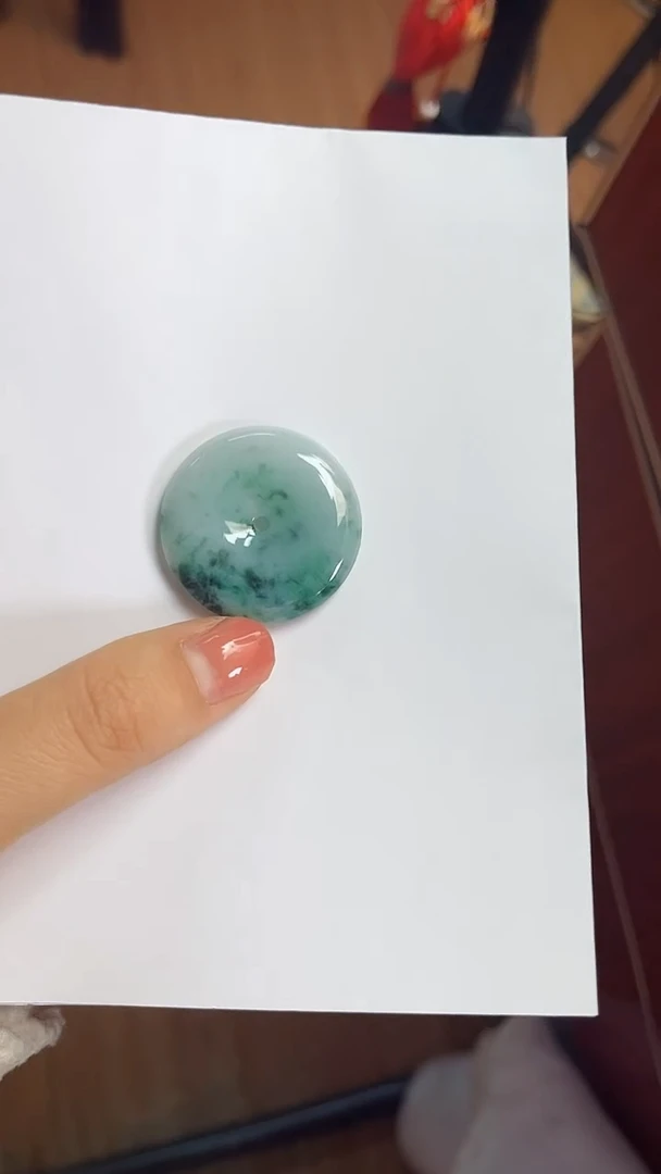 【闪购商品】翡翠吊坠(不含链)未镶嵌孤品