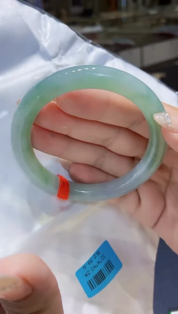 未镶嵌手镯翡翠翡翠手镯56