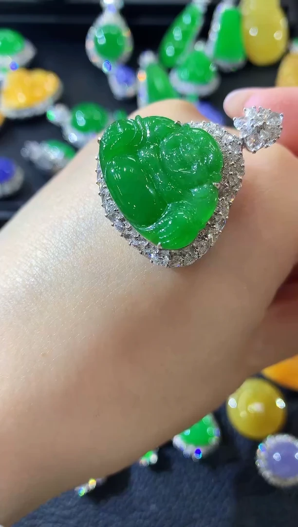 吊坠(不含链)18K金镶嵌翡翠C108