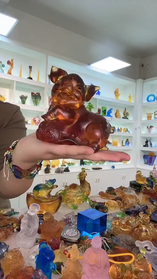 手工艺品琉璃猪猪