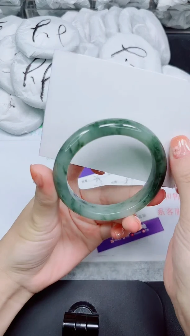 石英质玉手镯未镶嵌215-55