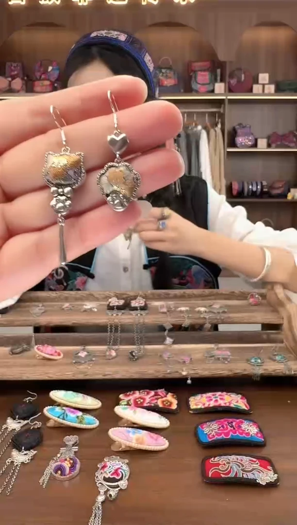 织绣扶光苗绣传承27