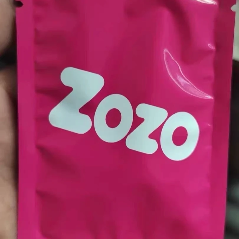 ZOZO潮玩盲盒卡片