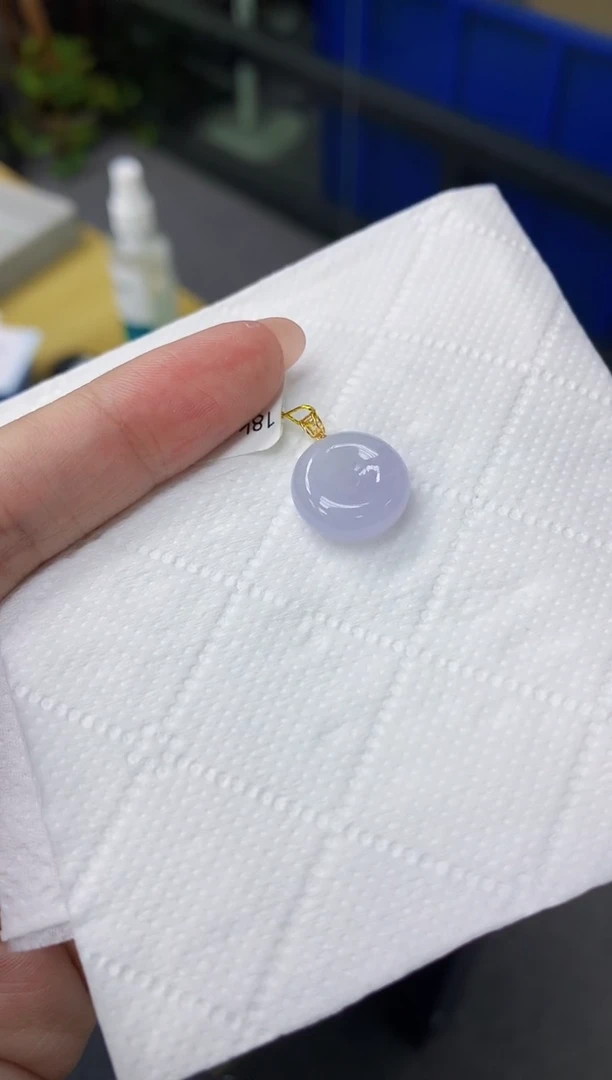 翡翠18K金镶嵌颈饰1111111111