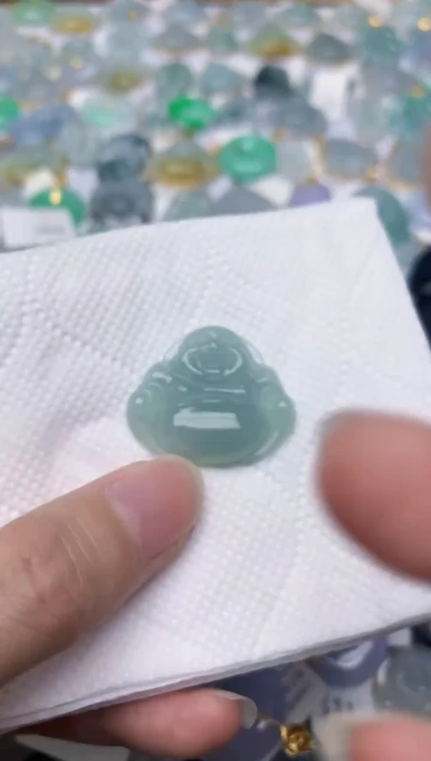 翡翠未镶嵌颈饰天然A货翡翠