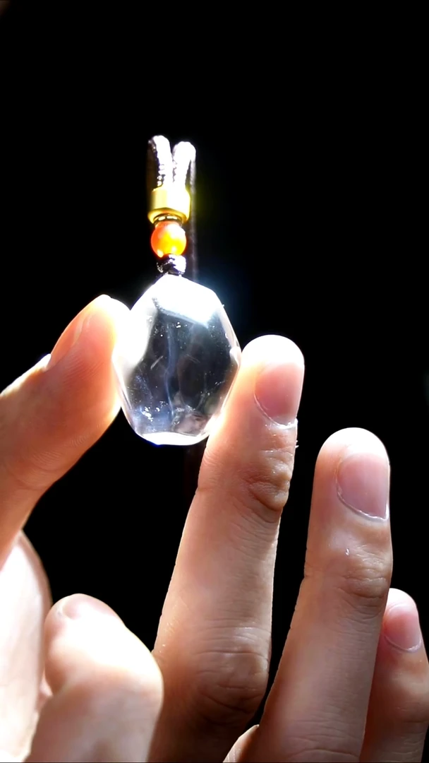 吊坠(赠链)未镶嵌水晶水晶