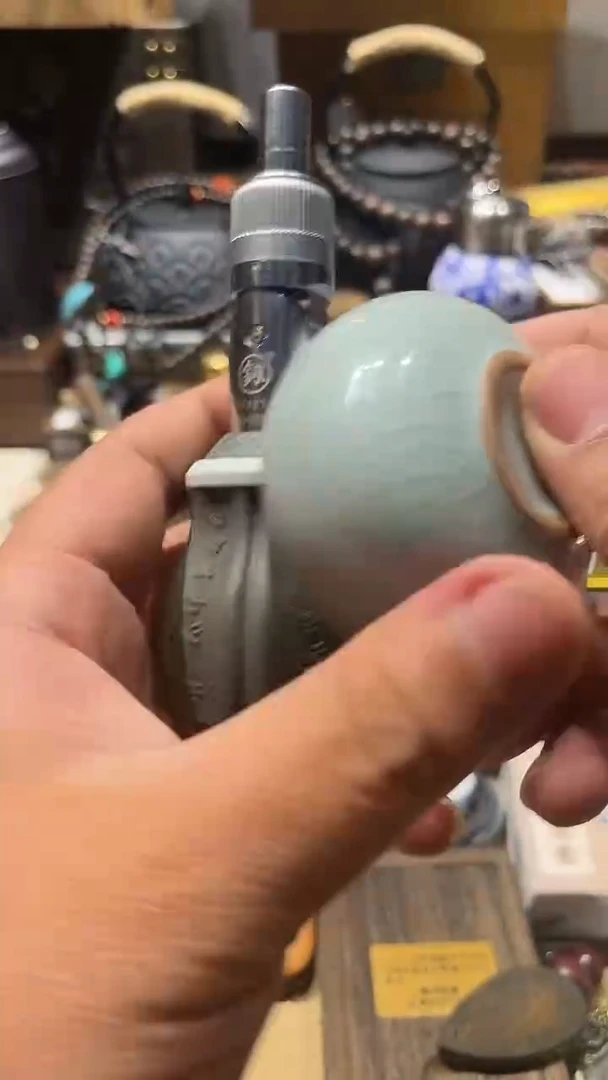 瓷片闪购商品 如图所示