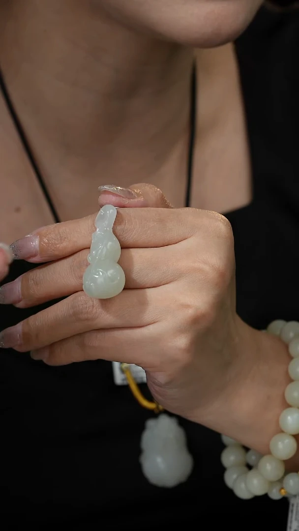 和田玉未镶嵌吊坠(不含链)F34（多样性发一件）