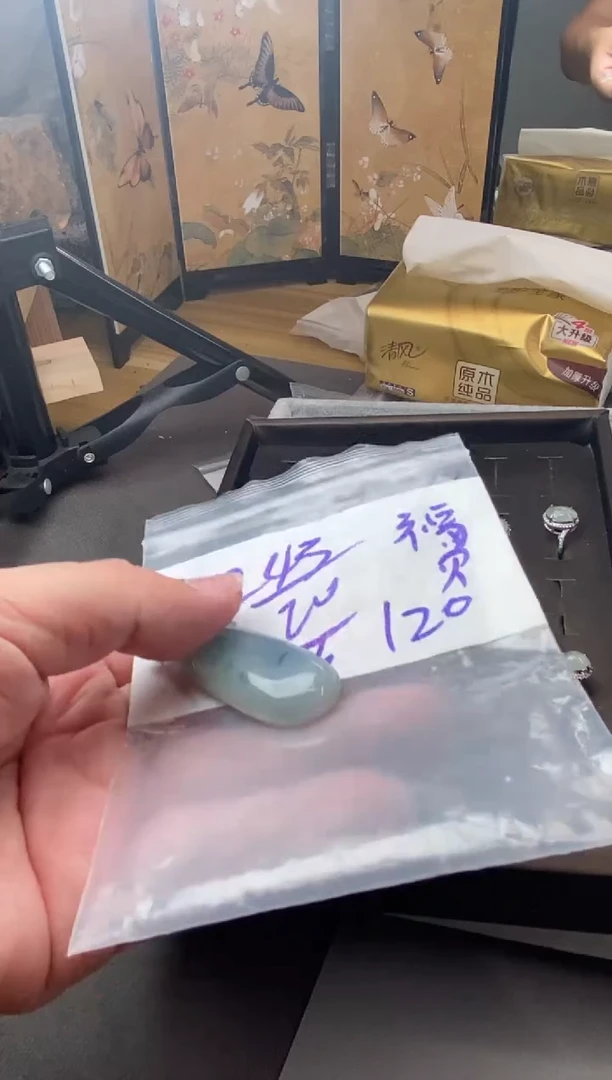 定制翡翠未镶嵌纯天然缅甸翡翠