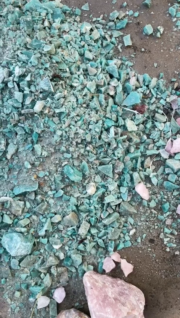 【闪购商品】水晶摆件未镶嵌天河shi 碎石   800g