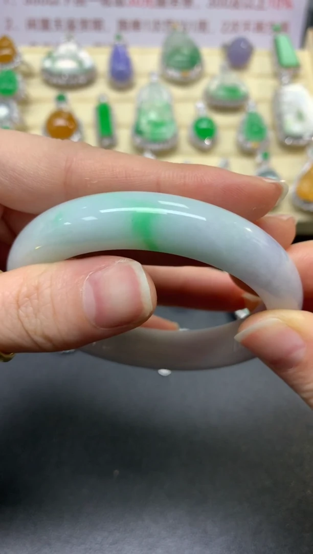 翡翠手镯未镶嵌手镯|1200+120