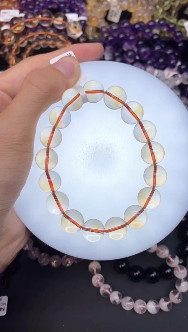 水晶手串未镶嵌56全净体黄水12mm