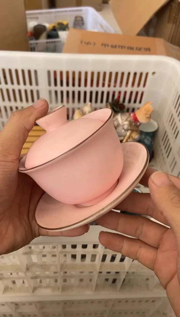 无运费险有瑕疵的摄影的产品有使用过的痕迹有点脏介意勿拍