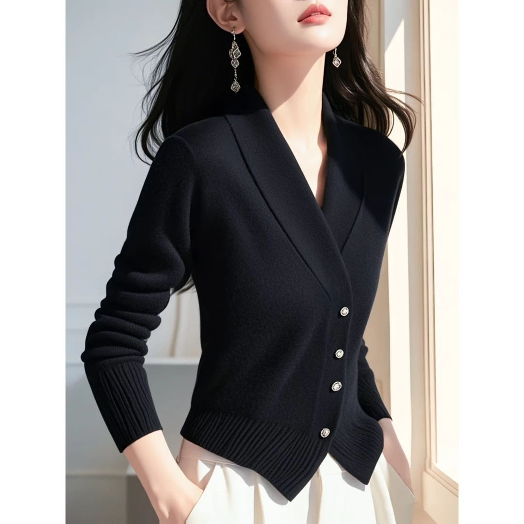 高级感超好看黑色V领针织开衫女秋冬新款收腰显瘦洋气打底上衣服