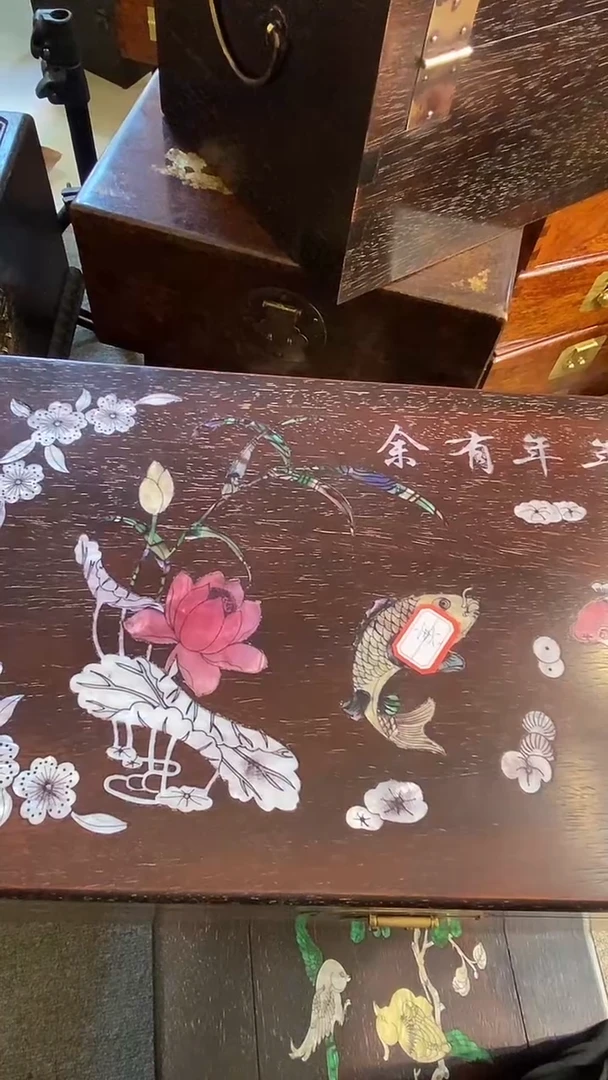 木木雕款寒**血大箱子一个