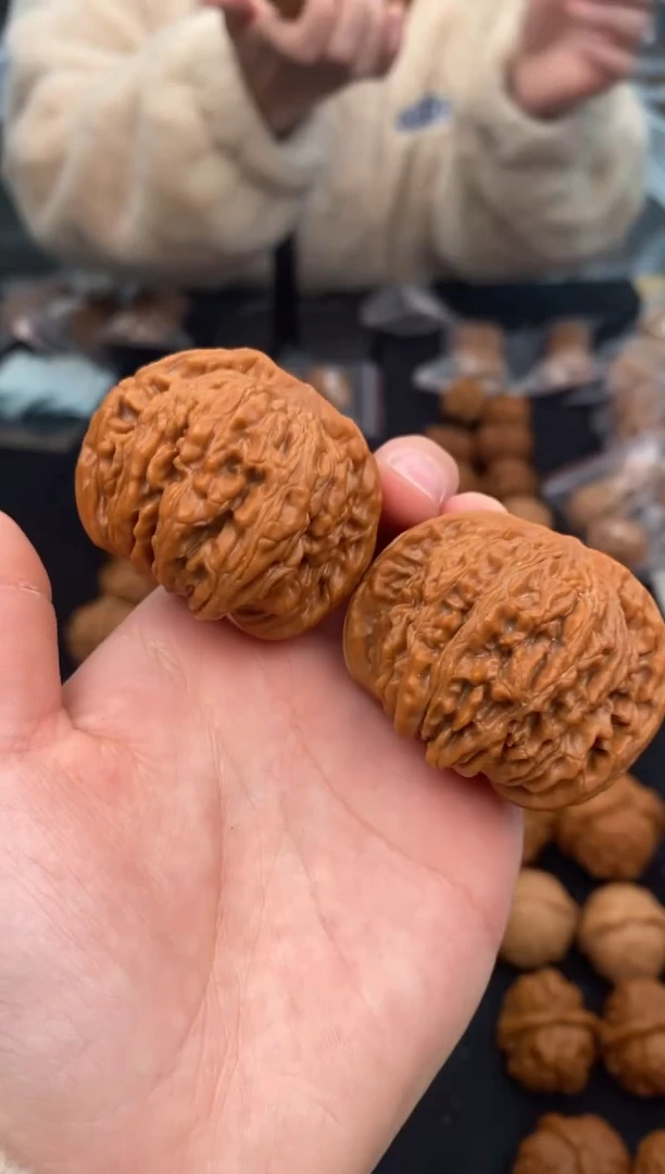 【闪购商品】文玩核桃把件四座楼45-u247