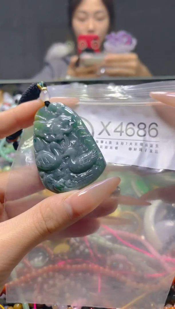 颈饰未镶嵌翡翠/X/翡翠A货，一件也是批发价