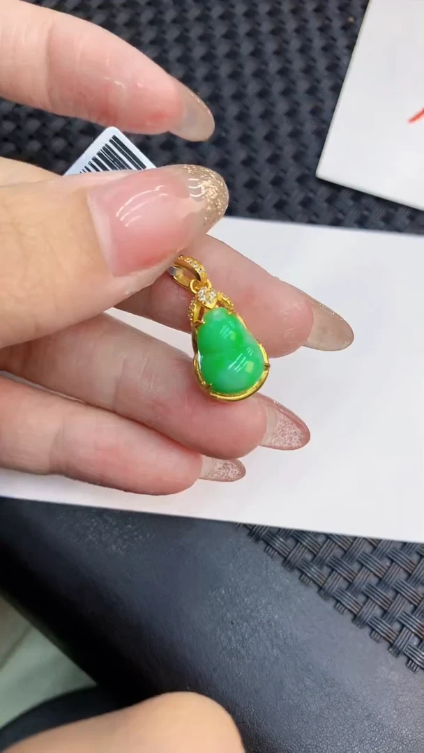 翡翠银S925镶嵌颈饰             8