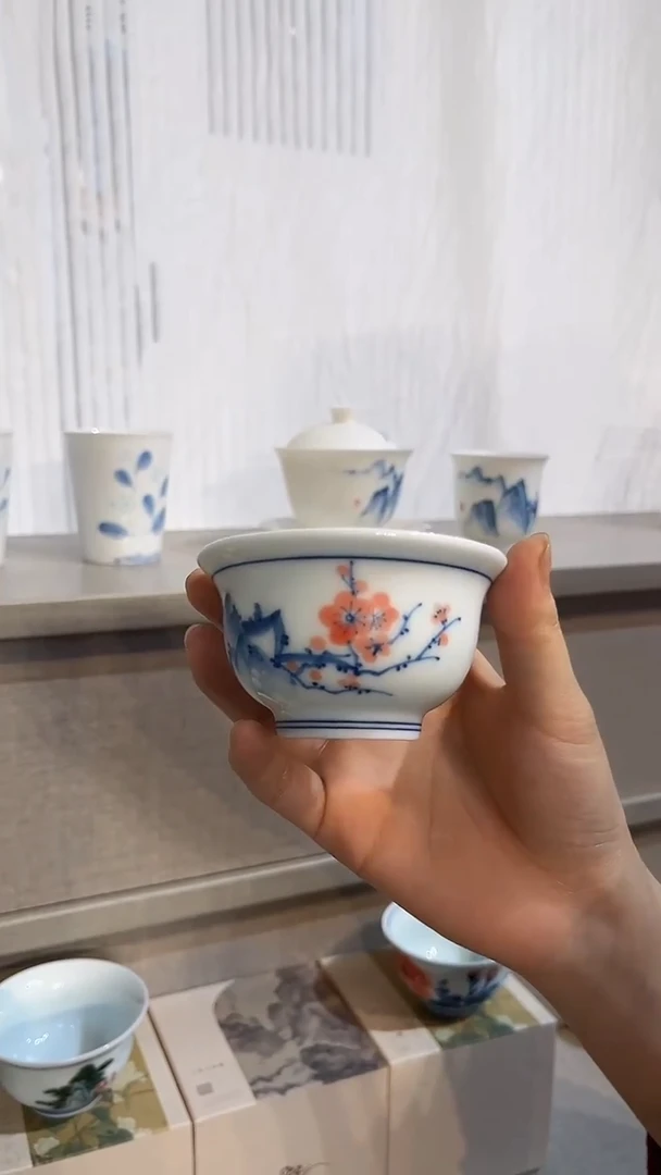 景德镇高温瓷梅花小压手