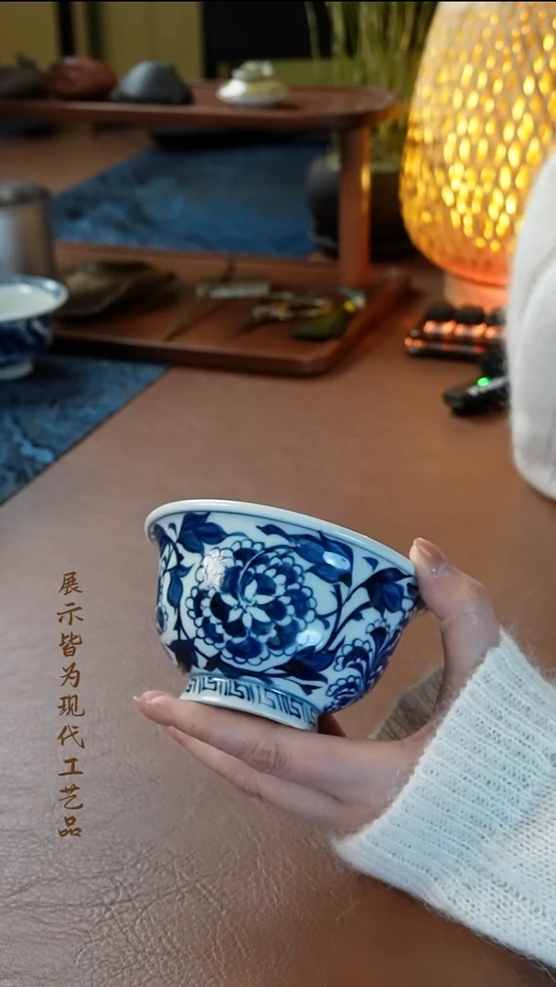 景德镇元青花压手