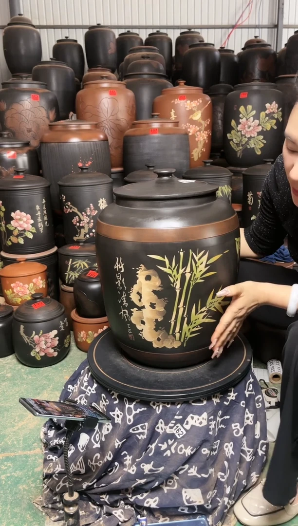 壶瑕疵茶缸高44cm 彩填 191