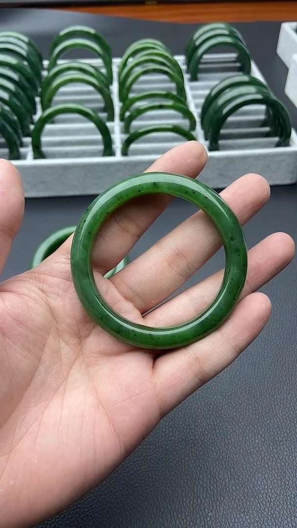 未镶嵌手镯和田玉（碧玉）73-56.1