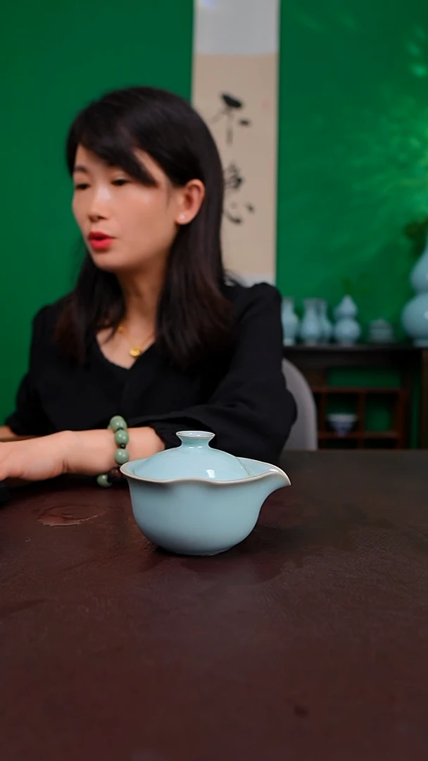 二级天青手抓壶 简装