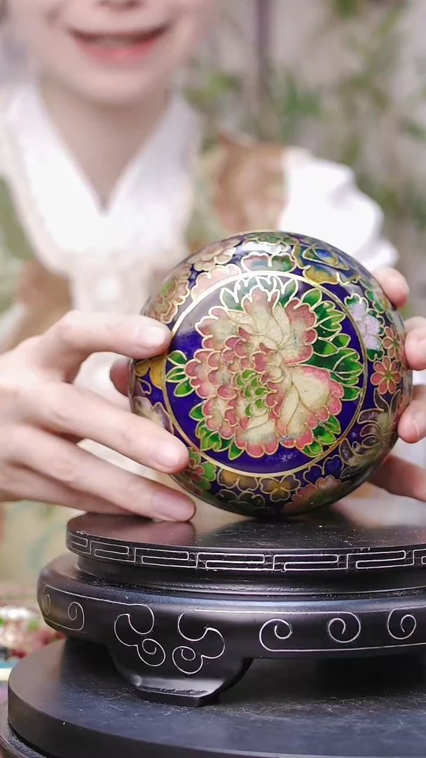 【闪购商品】非遗技艺 银蓝捧盒宝蓝