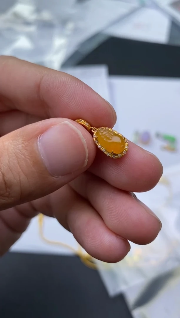 18K金镶嵌挂件翡翠无鉴赏期 不退不换