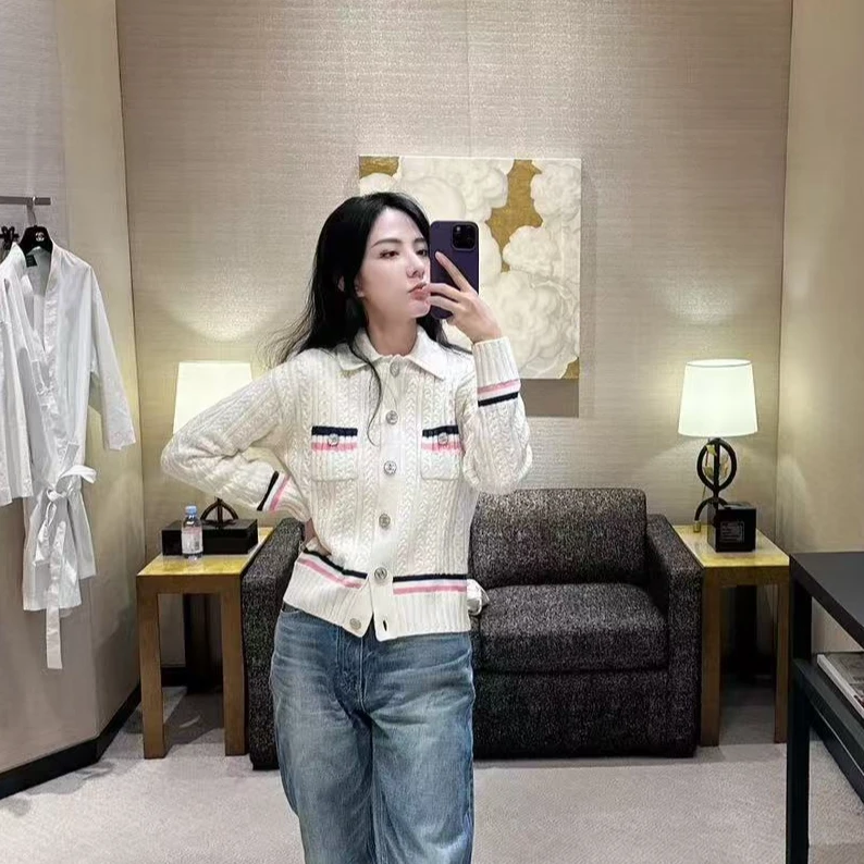 99新 Chanel/香奈儿 Chanel23P双C珐琅扣羊绒开衫36码