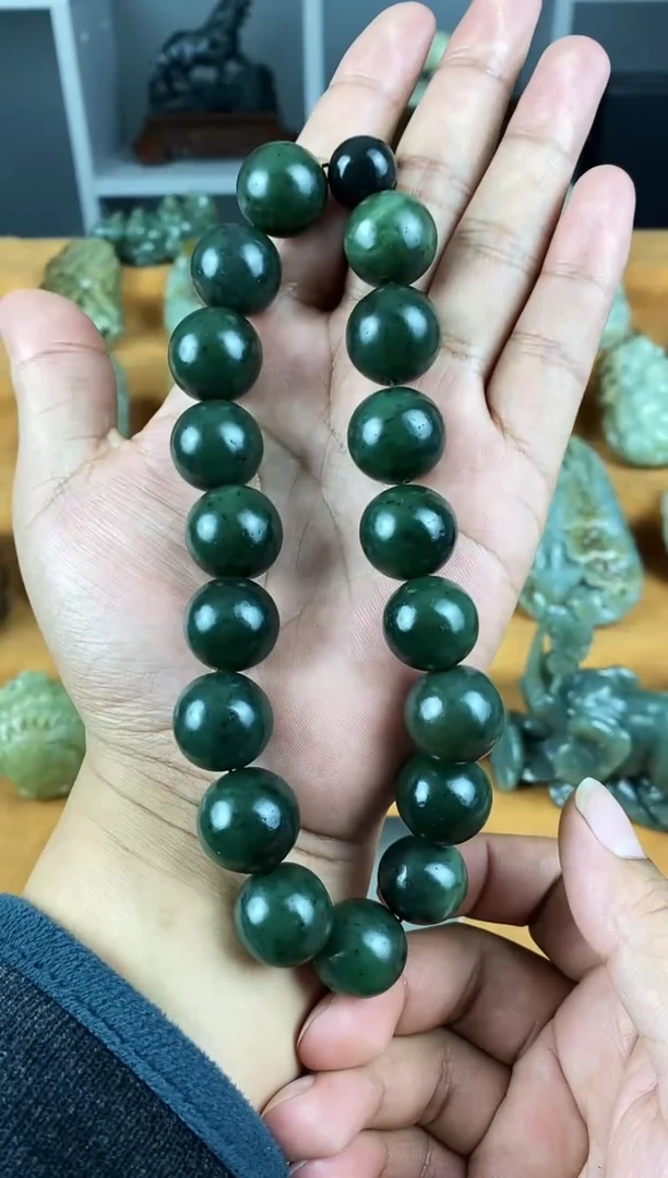 未镶嵌和田玉挂件1