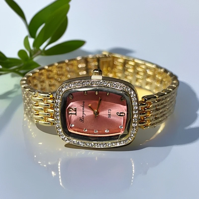 R904腕表大气时尚气质