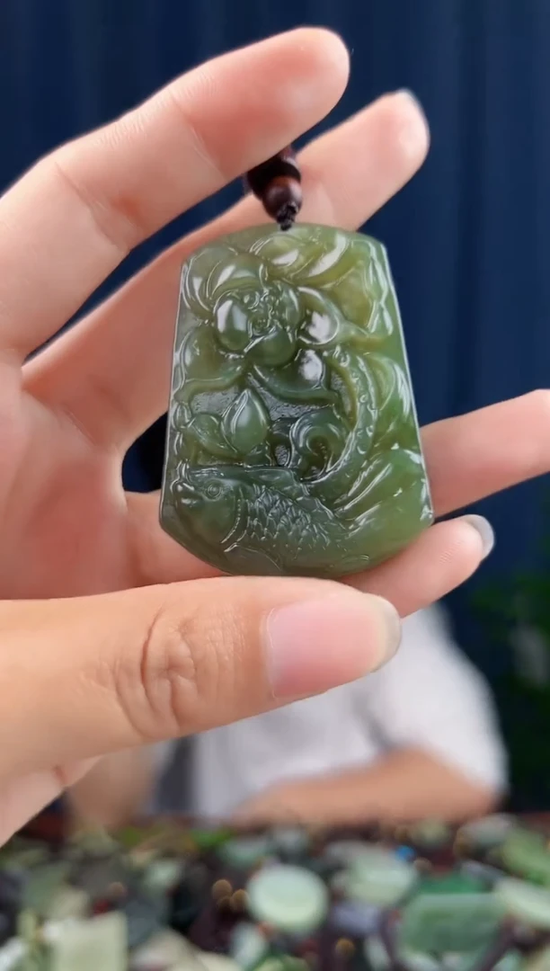 颈饰未镶嵌和田玉拍一发一，多样性发货